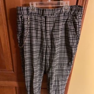 Hot Topic Grey Plaid Pants with Detachable Chain